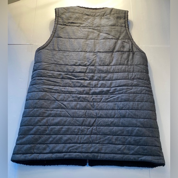 Lululemon Everything She Wants Reversible Vest  Black - Picture 10 of 14